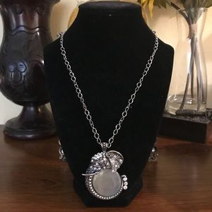 🐘Cute fantasy collage with elephant head saying.